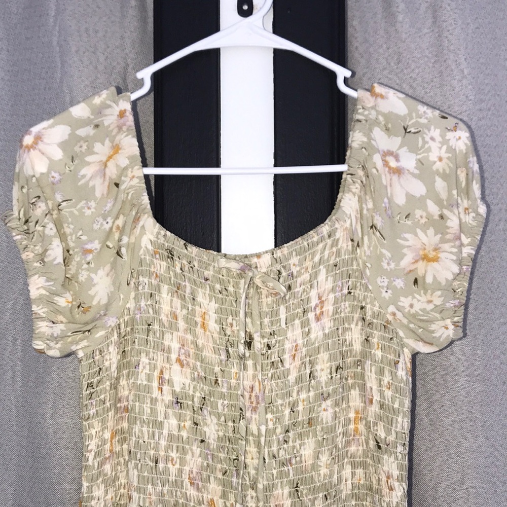 AE - Floral Smocked Mini Dress - Picture 4 of 7